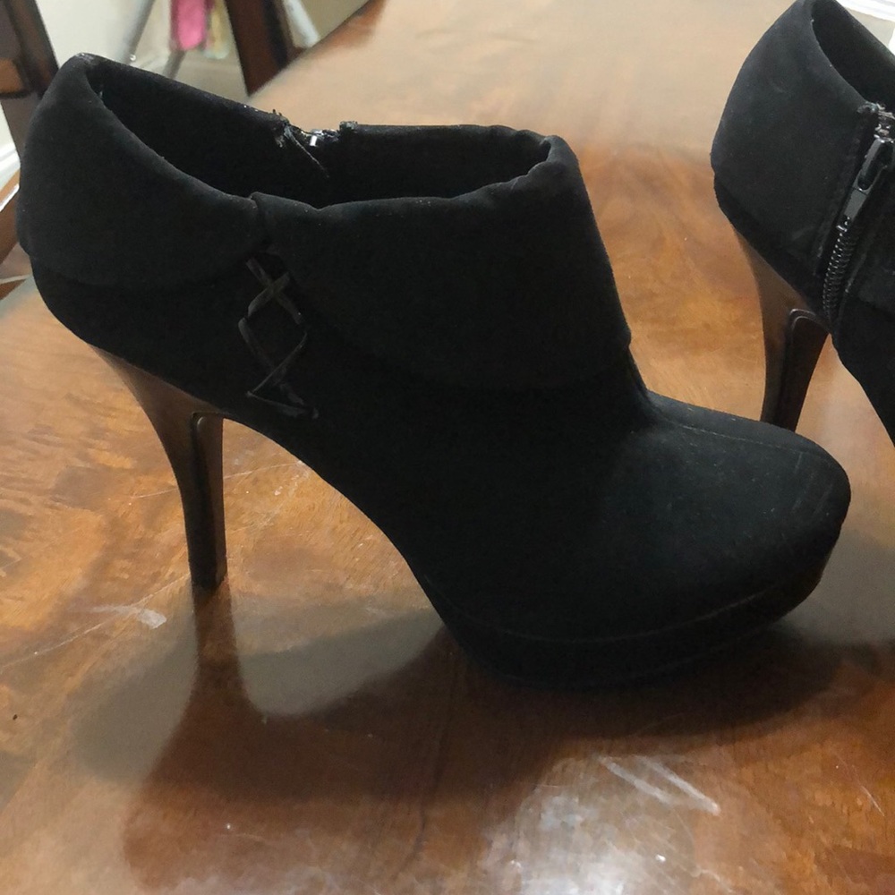 Black heels
